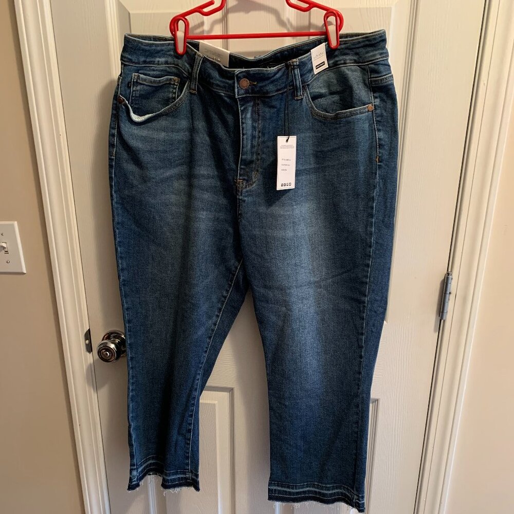 Judy Blue 20W medium blue high waist Kick boot Jeans NWT